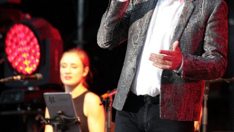 julien clerc zenith toulon