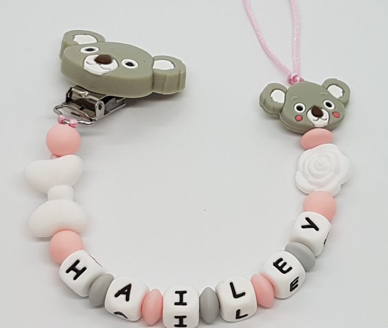 attache tétine silicone fille