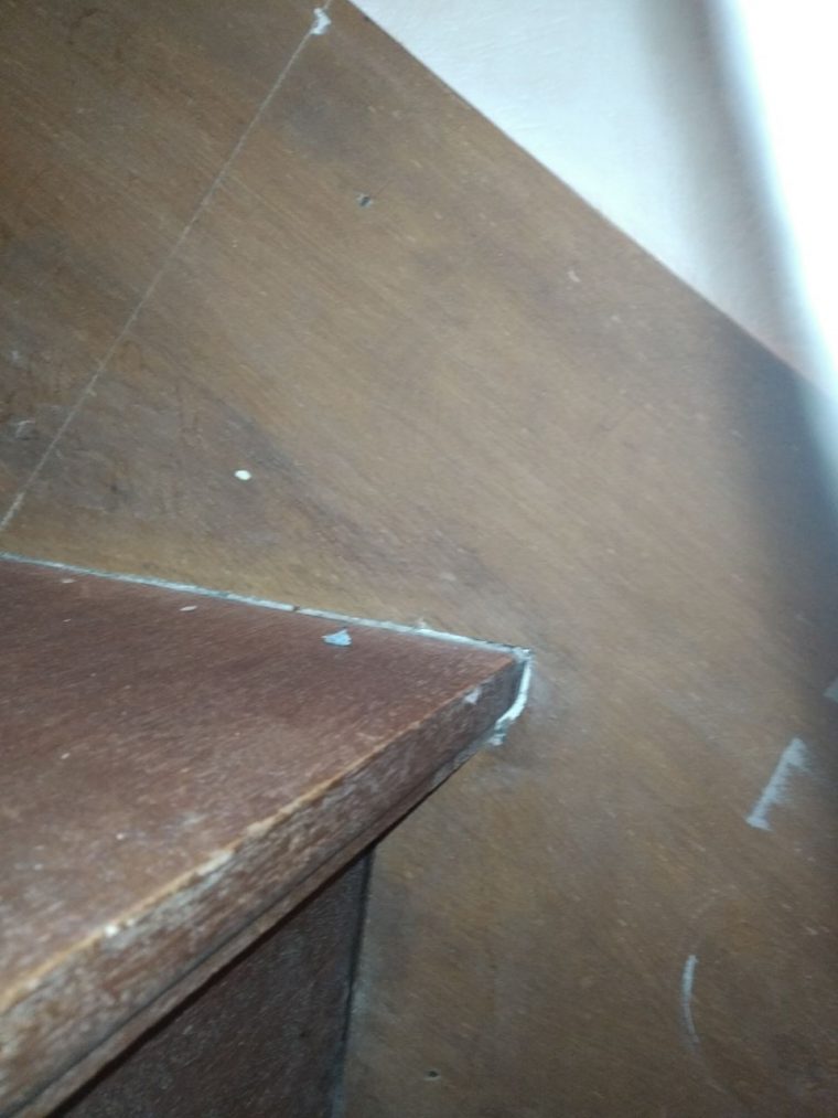 mur qui soutient l escalier