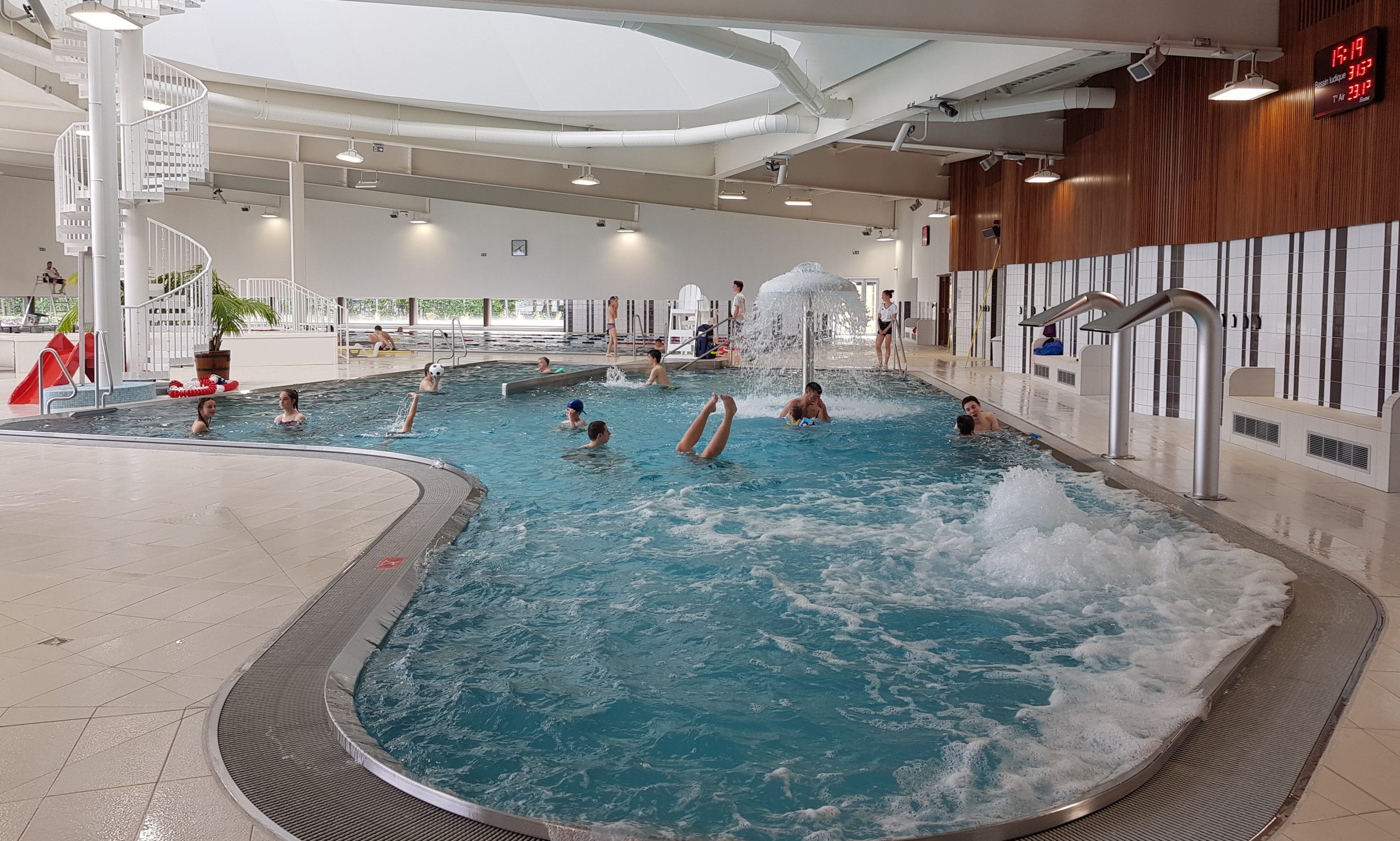 Auréo : Le Nouveau Centre Aquatique Est Ouvert ! destiné Piscine Bayeux