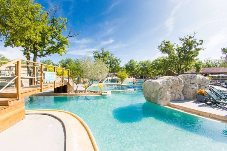 Camping Ardeche 5 Étoiles Entre Ruoms, Vallon Pont D'arc ... dedans Camping Vallon Pont D Arc Avec Piscine Camping Ardeche 5 Étoiles Entre Ruoms, Vallon Pont D'arc ... dedans Camping Vallon Pont D Arc Avec Piscine