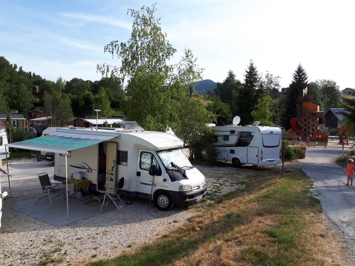 Camping Oursière À Villard De Lans, Rhône Alpes à Villard De Lans Piscine