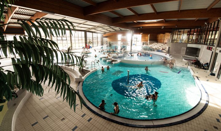 Centre Aqua'rel À Lons Le Saunier : Jura Tourisme tout Piscine Aquarel Lons