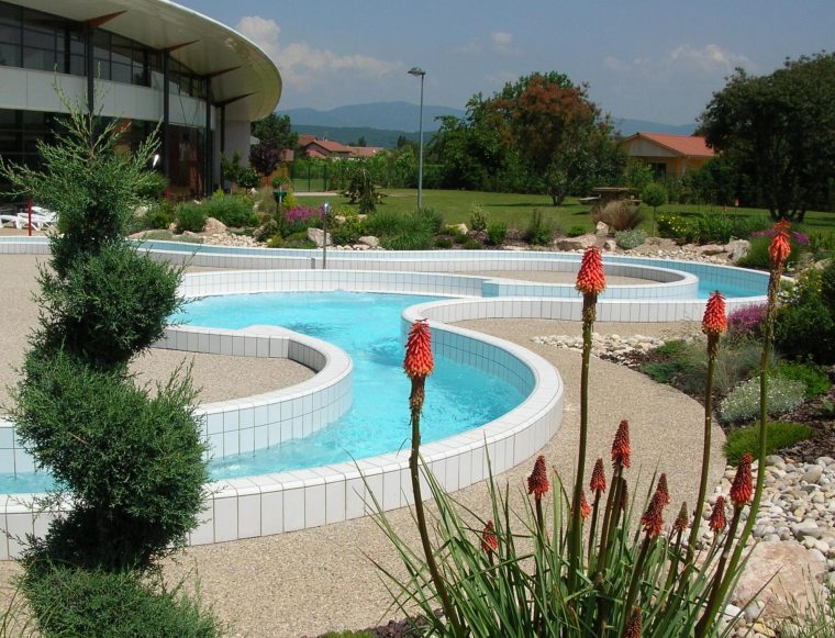 Centre Aquatique – Bienvenue À Saint-Vulbas serapportantà Piscine St Vulbas
