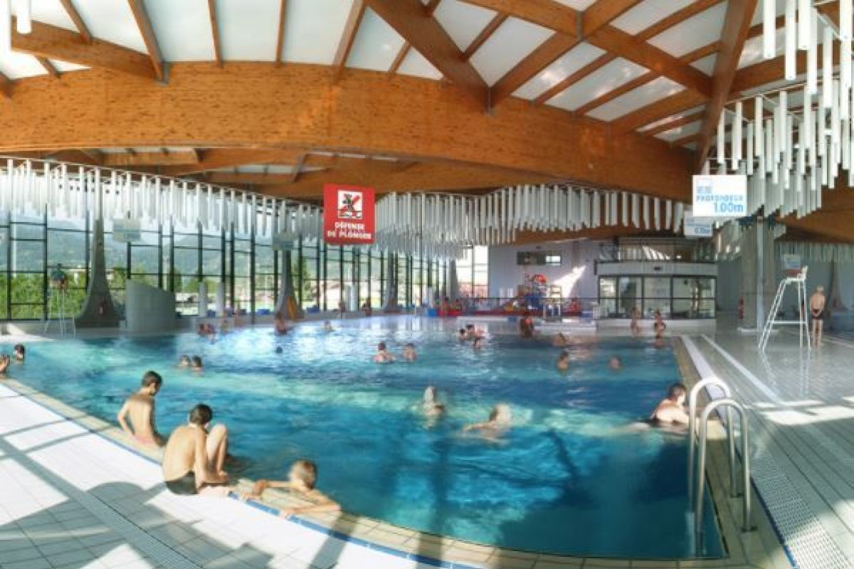 Centre Aquatique Intercommunal - Piscine À Cluses - Horaires ... pour Piscine De Bonneville