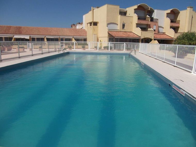 Daire Studio Sur Le Port, Climatisation, Wifi, Piscine ... à Piscine Gruissan