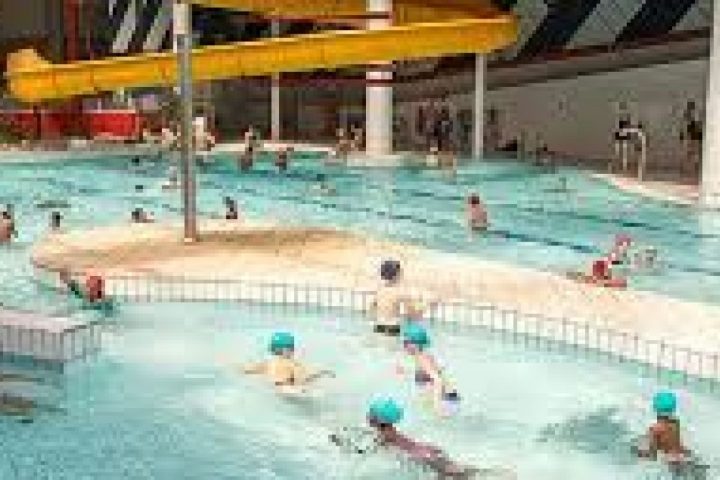 Espace Aquatique Auguste Delaune - Piscine À Saint-Ouen ... serapportantà Piscine De Saint Ouen