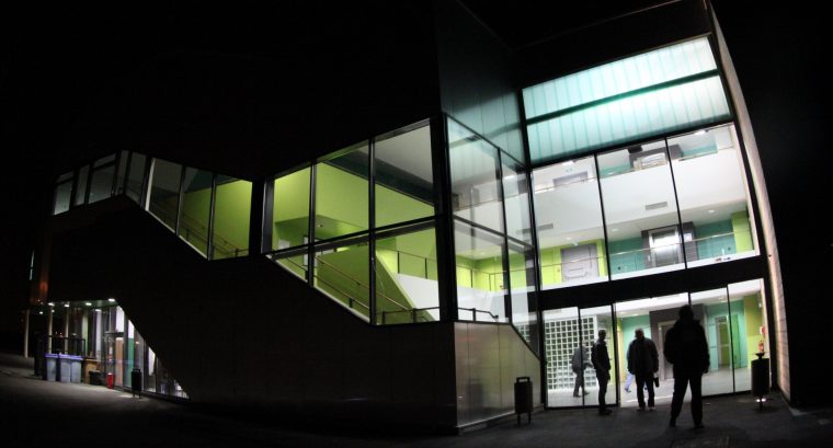 Horaires Et Tarifs De La Piscine Leo Lagrange – Mairie De ... tout Piscine Grande Synthe