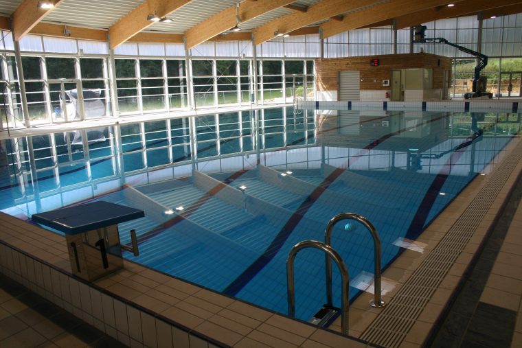 Infrastructures - Montereau-Fault-Yonne concernant Piscine Montereau