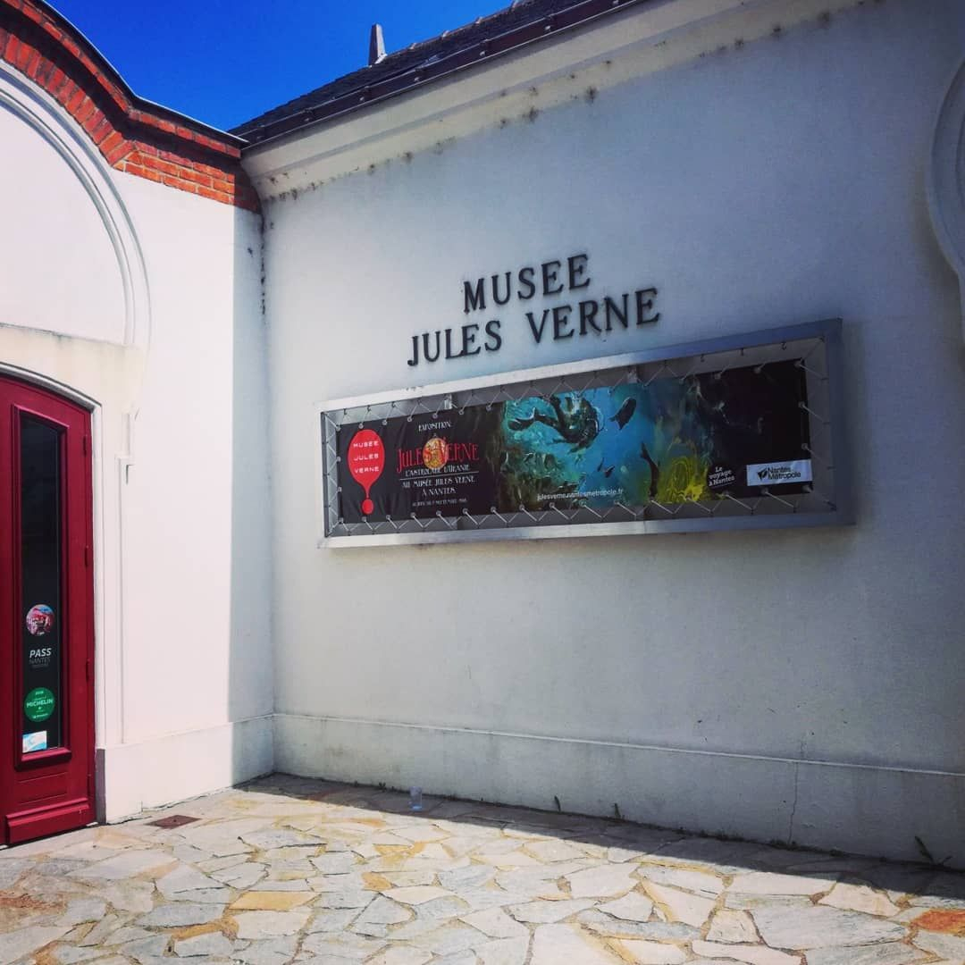 Je Suis Arrivé À Nantes Quand Même Julesville A Été Trouvée ... à Piscine Jules Verne