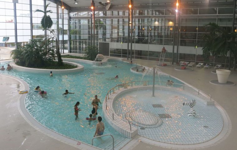 Le Mesnil-Amelot : Seul L'espace Aquatique De Plaine Oxygène ... destiné Piscine Du Mesnil Amelot