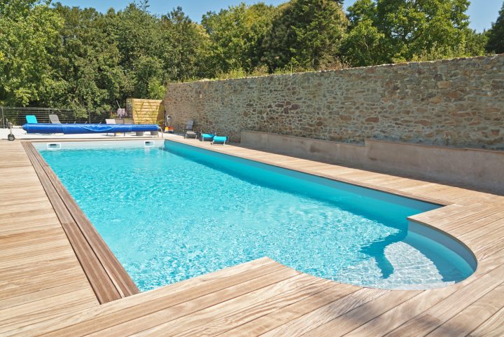 Le Prix De Pose Ou Remplacement D'un Liner De Piscine - Devis tout Prix Liner Piscine 8X4