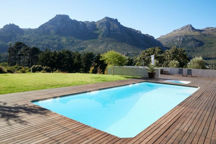 Le Prix D'une Piscine Enterrée : Budget, Tarifs Et Couts ... serapportantà Prix D Une Piscine Enterrée