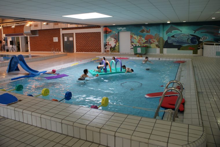 Les Activités De La Piscine Du Véron serapportantà Piscine Chinon