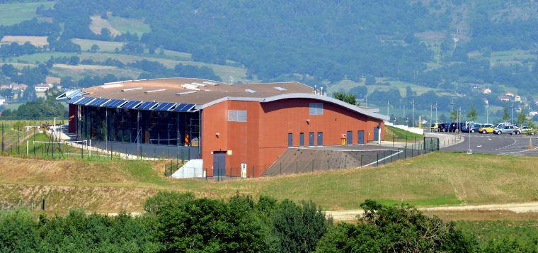 Les Équipements Sportifs Et Culturels - Office De Tourisme ... à Piscine Monistrol