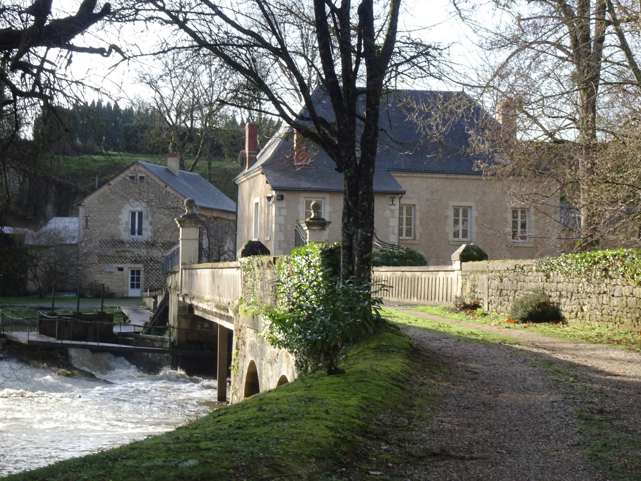 Magnifique Moulin Du 18 Ème pour Piscine Argenton Sur Creuse
