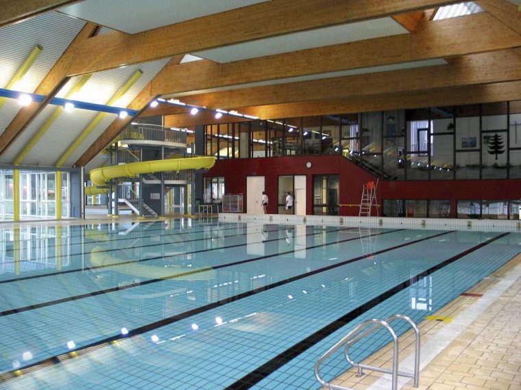 Mouscron Piscine "les Dauphins" à Piscine De Mouscron Mouscron Piscine "les Dauphins" à Piscine De Mouscron