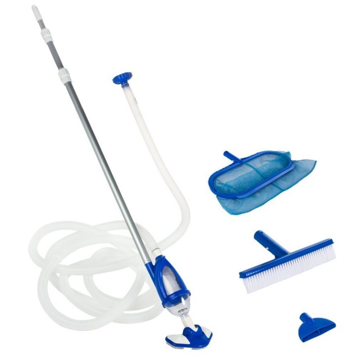 Nettoyer Le Fond De Sa Piscine Hors Sol Avec Le Kit D ... tout Aspirateur De Fond Pour Piscine Hors Sol