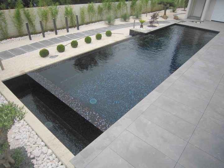 Photos De Piscine | Mosaïque Gris Anthracite Pour Piscine ... encequiconcerne Piscine Gris Anthracite