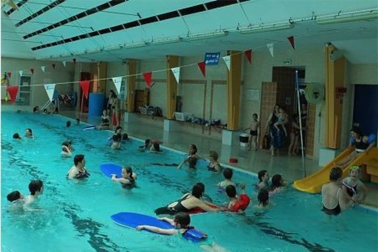 Piscine À Bain De Bretagne - Horaires, Tarifs Et Téléphone ... encequiconcerne Piscine Bain De Bretagne