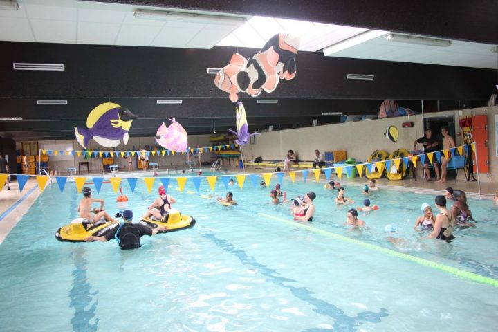 Piscine À Blanquefort - Horaires, Tarifs Et Téléphone ... à Piscine Blanquefort