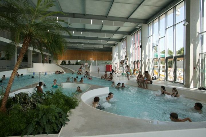 Piscine Carré D'eau À Bourg En Bresse - Horaires, Tarifs Et ... destiné Piscine Bourg En Bresse Piscine Carré D'eau À Bourg En Bresse - Horaires, Tarifs Et ... destiné Piscine Bourg En Bresse