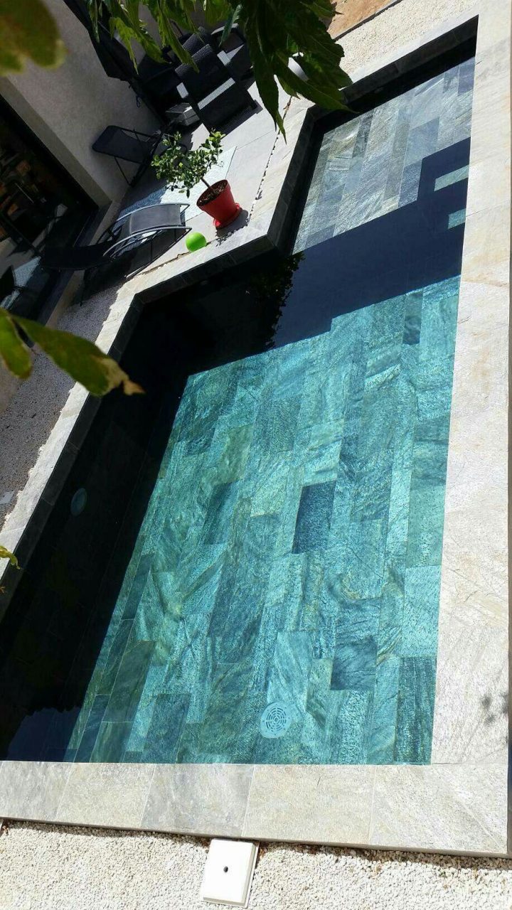 Piscine Carrelage Concept Mosaïque. Swimming Pool ... dedans Piscine Carrelée Piscine Carrelage Concept Mosaïque. Swimming Pool ... dedans Piscine Carrelée