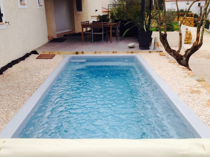 Piscine Coque Polyester Interieur Ou Exterieur De Moins De ... encequiconcerne Dimension Piscine Non Imposable