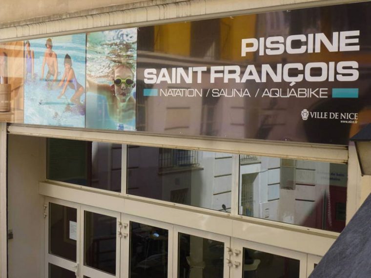 Piscine Couverte Saint-Francois Sports Sports Activities ... intérieur Piscine Saint Francois Nice