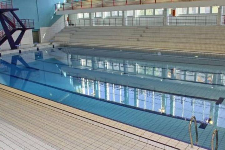 Piscine Jean Médecin À Nice - Horaires, Tarifs Et Téléphone ... destiné Piscine Nice Nord