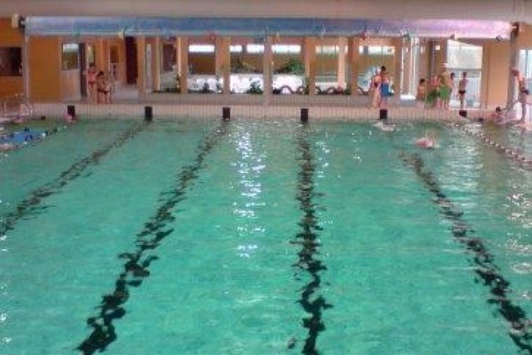Piscine Océane À Grandvilliers - Horaires, Tarifs Et ... intérieur Piscine Grandvilliers