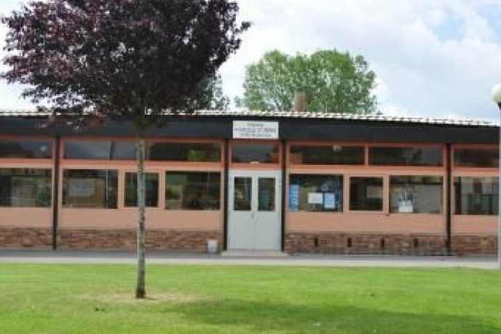 Piscine Pierre Et Marcelle Chichignoud À Longjumeau ... serapportantà Piscine Longjumeau
