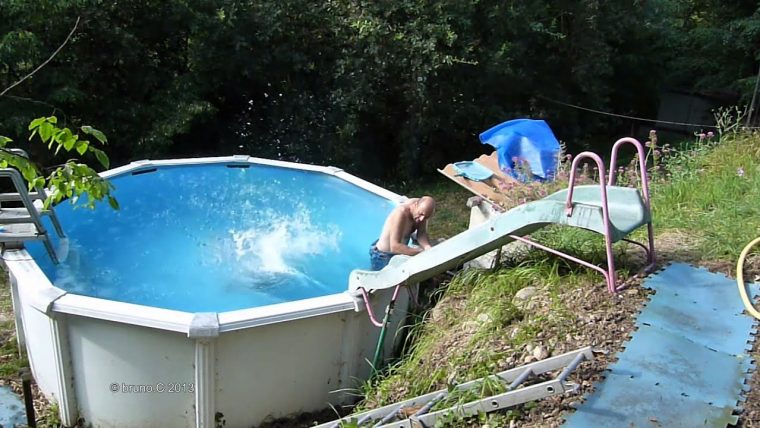 Piscine Tobogan - dedans Tobogan Piscine