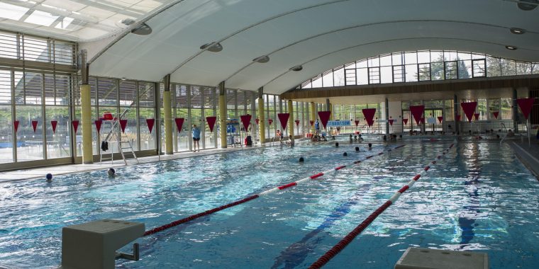Piscine | Ville De Saintes dedans Piscine Aquarelle Saintes