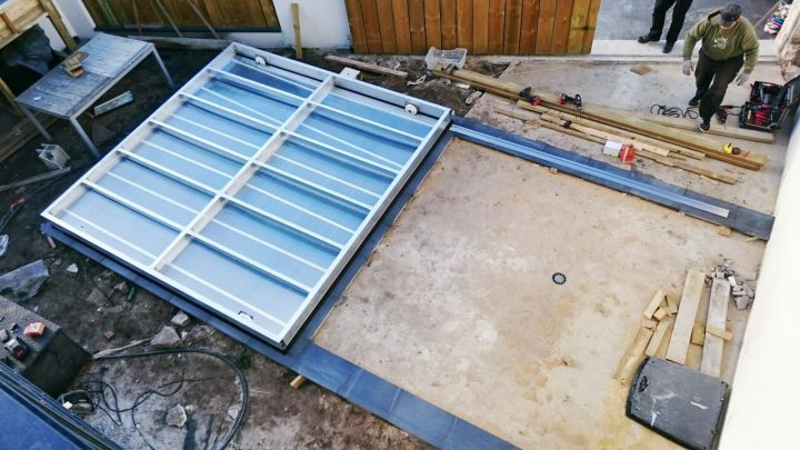 Pose De La Terrasse Mobile | Terrasse Mobile Piscine, Terrasse pour Fabriquer Une Terrasse Mobile Pour Piscine