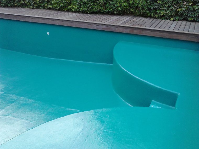 Réparation En Gelcoat Et Topcoat Piscine - Gondran ... concernant Gel Coat Piscine