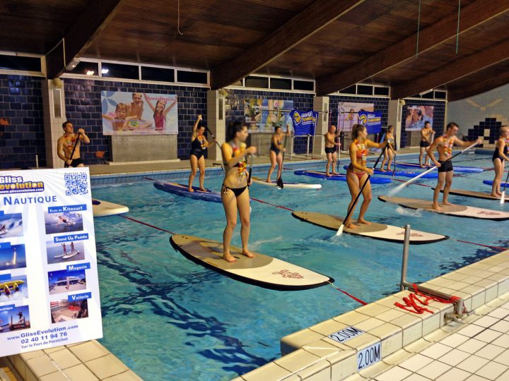 Stand Up Paddle Au Centre Aquatique De La Baule Aquabaule ... dedans Piscine Aquabaule