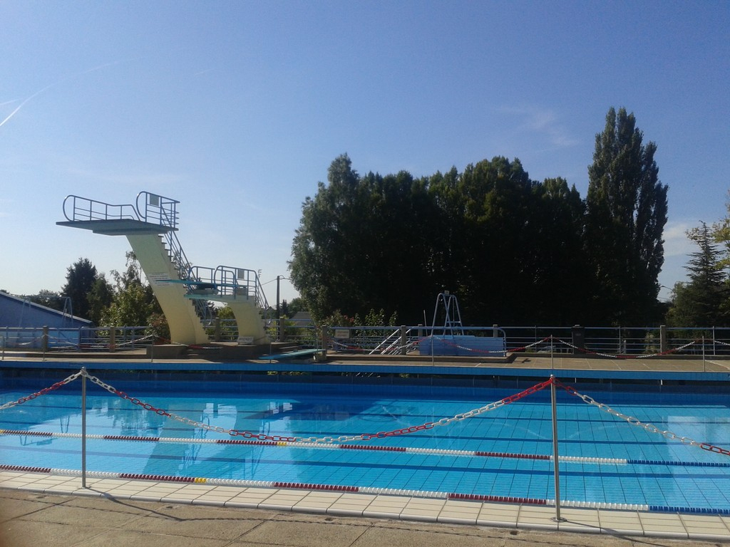 Swimming Pool Carola | What To Do In Colmar serapportantà Ribeauvillé Piscine