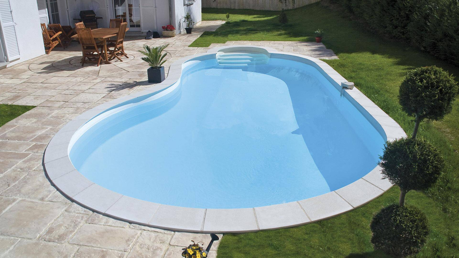 The Madeleine Pool – An In-Ground Free-Form Pool | Waterair ... avec Piscine La Madeleine