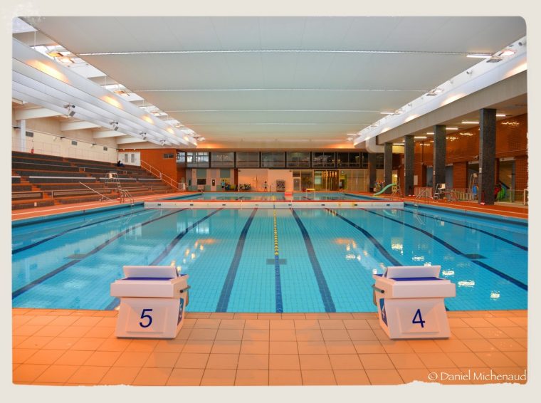 Un Regard Sur Tours: La Piscine Gilbert Bozon De Tours intérieur Piscine Gilbert Bozon