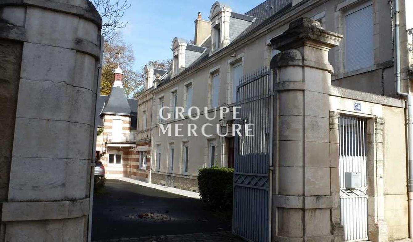 Vente Maison De Luxe Argenton-Sur-Creuse | 398 000 € | 360 M² tout Piscine Argenton Sur Creuse