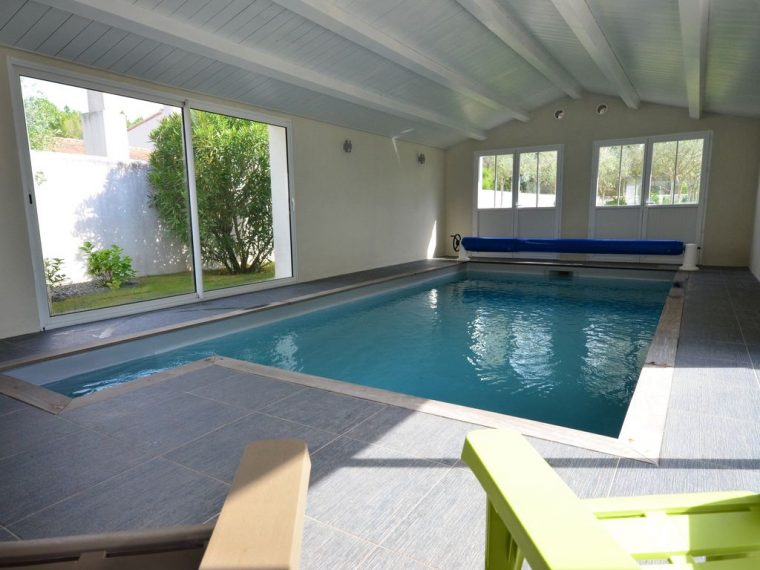 Villa 12 Personnes Avec Piscine Interieure Chauffee - Rivedoux-Plage encequiconcerne Location Maison Avec Piscine Intérieure