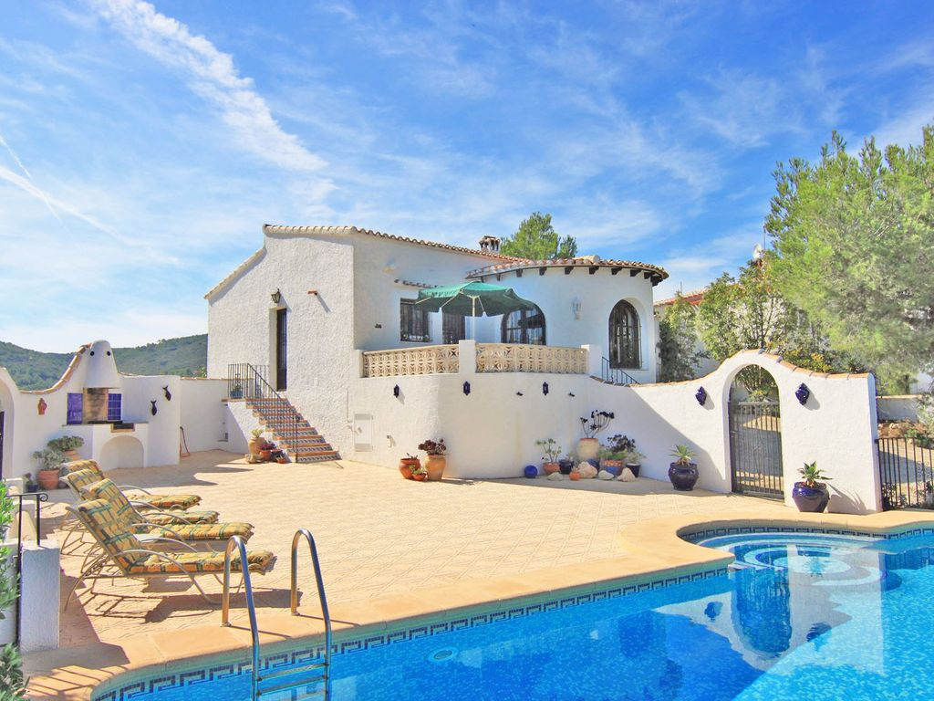 Villa Avec Piscine Privée Et Une Fantastique Vue Sur Le Montgo Et Javea -  Jávea destiné Location Maison Avec Piscine Privée Espagne