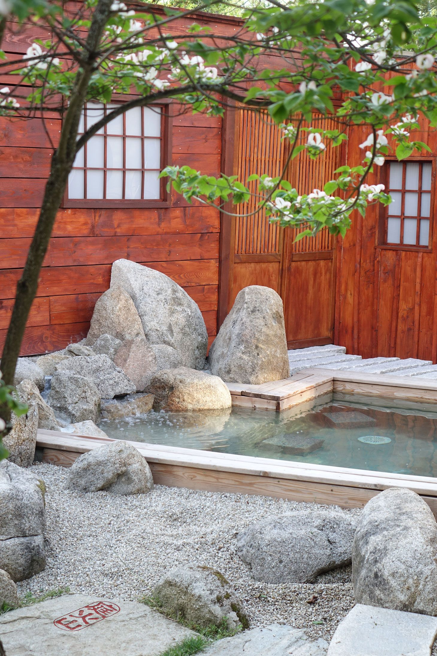 Épinglé Sur Créateur Jardins Inspiration Japonaise pour Creation De Bassin
