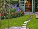 1001+ Idées Et Conseils Pour Aménager Une Rocaille Fleurie ... pour Comment Faire Un Petit Jardin