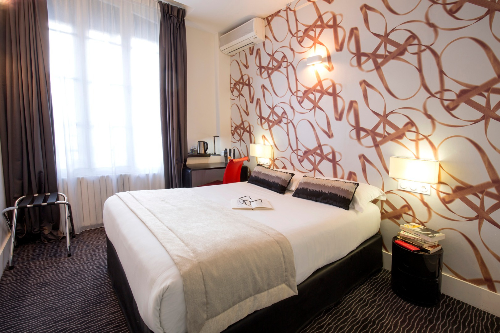 Chambre Classique | Hotel Raymond 4 Toulouse à Hotel Les Bains Douches Toulouse