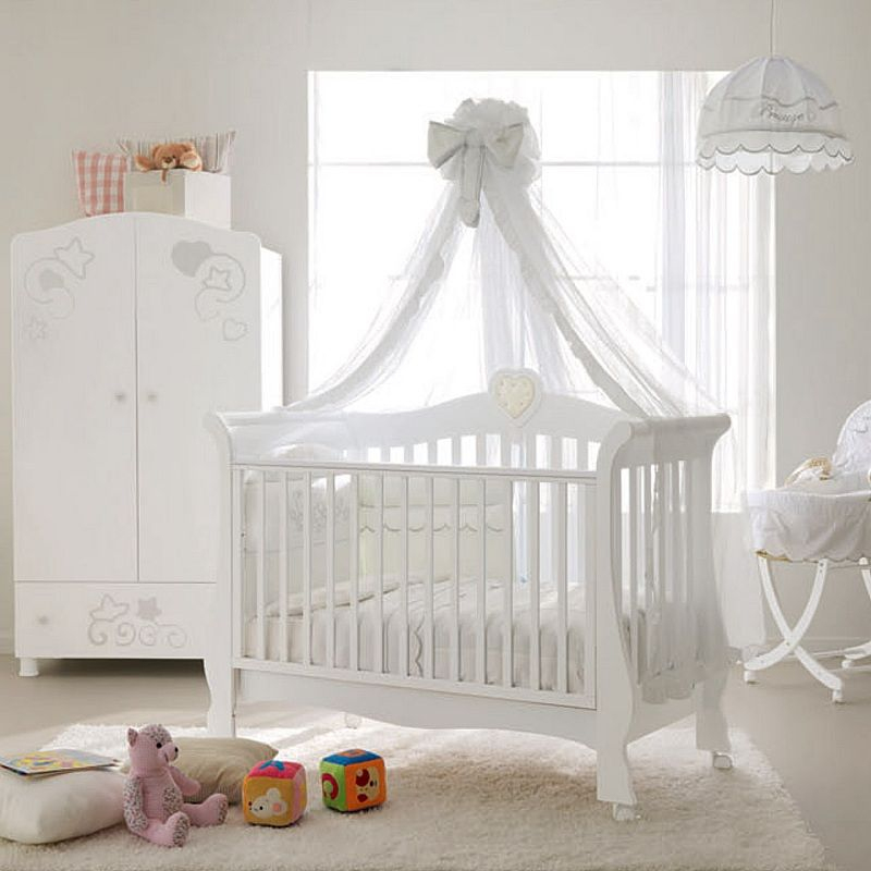 Classic Baby Cot Prestige Alexandra By Pali Available In ... destiné Meuble Cot