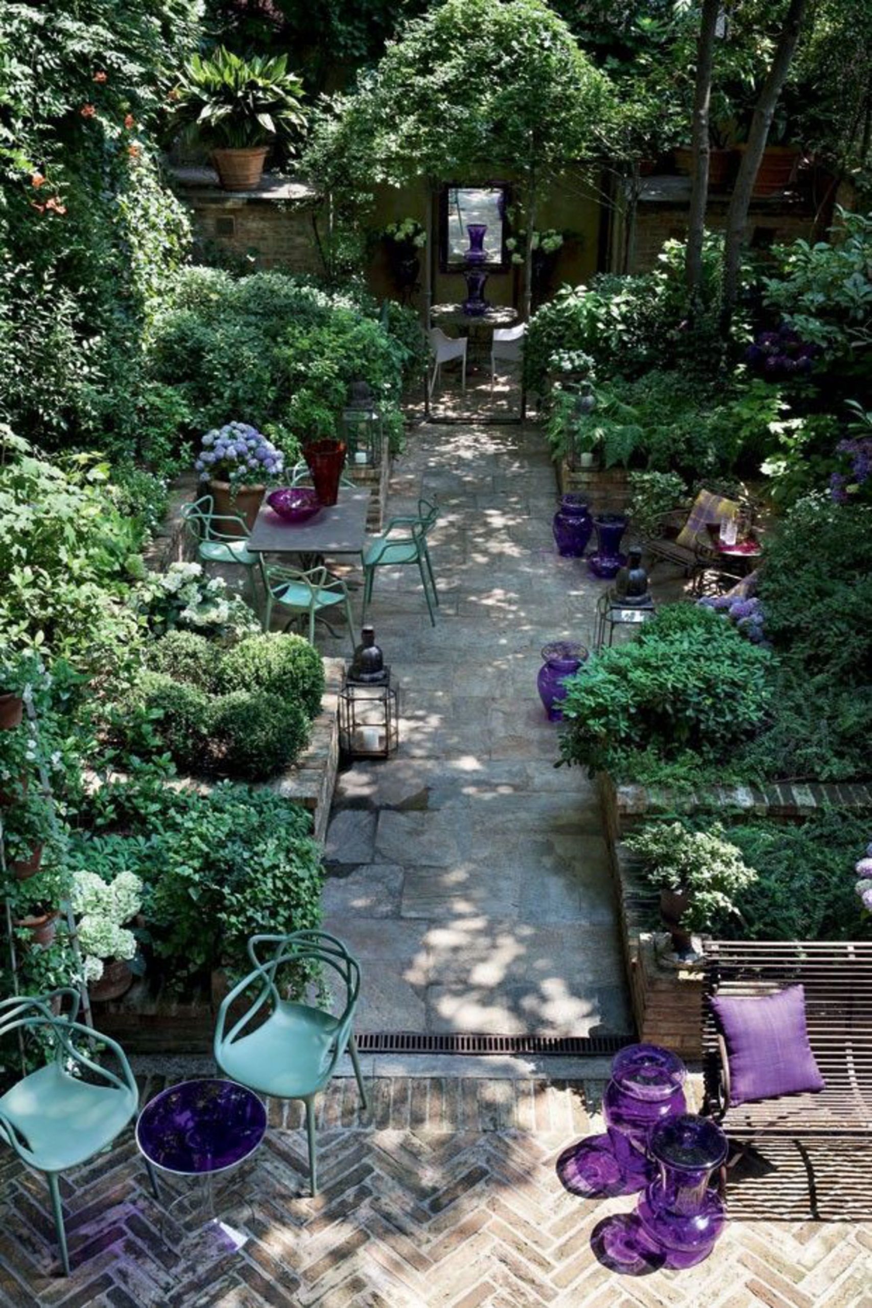 Comment Réussir L'Aménagement De Son Petit Jardin De Ville ... concernant Amenagement Petit Jardin Avec Piscine