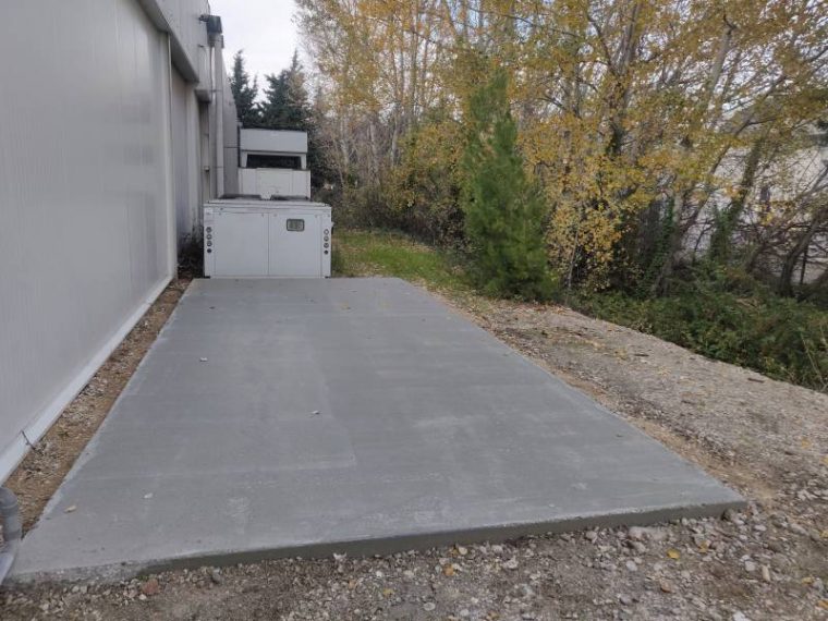 Dalle Béton Technique En Extérieur À Salon De Provence ... tout Dalle Exterieur Beton