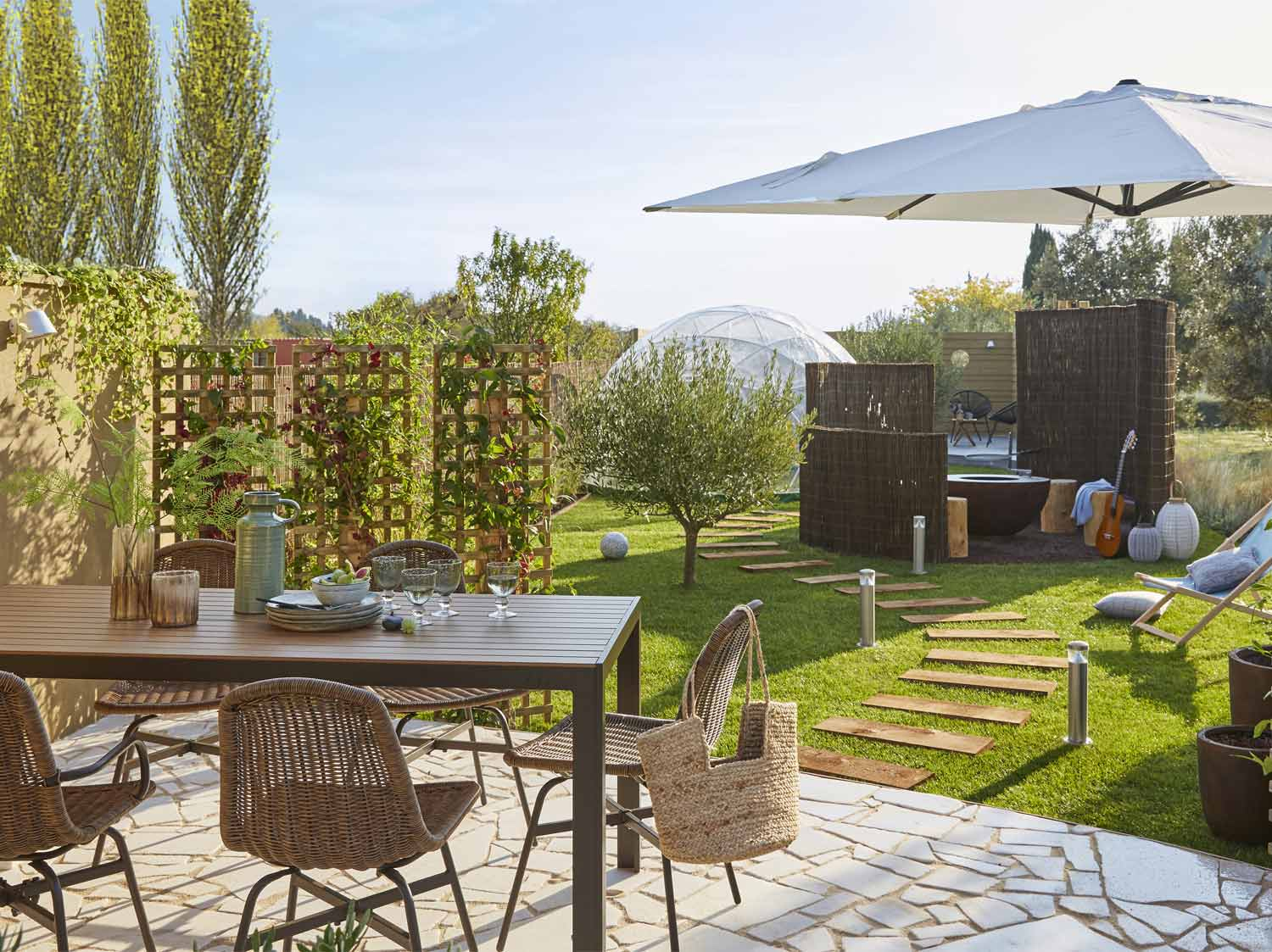 Dans Le Jardin, Un Espace Pour Chaque Moment De La Journée ... dedans Amenager Un Jardin